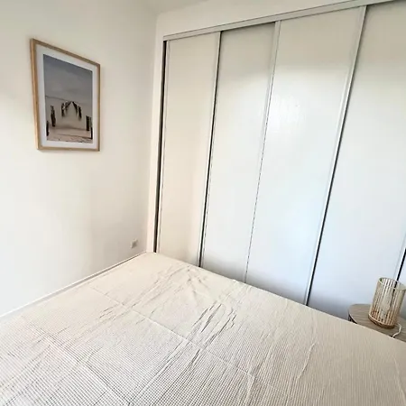 Apartment Les Pins Center - 4 People Juan-les-Pins